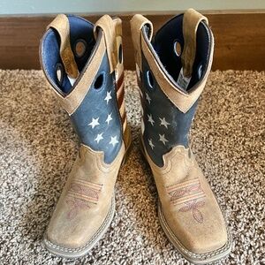 USA Flag Cowboy boots barely worn! Size 1